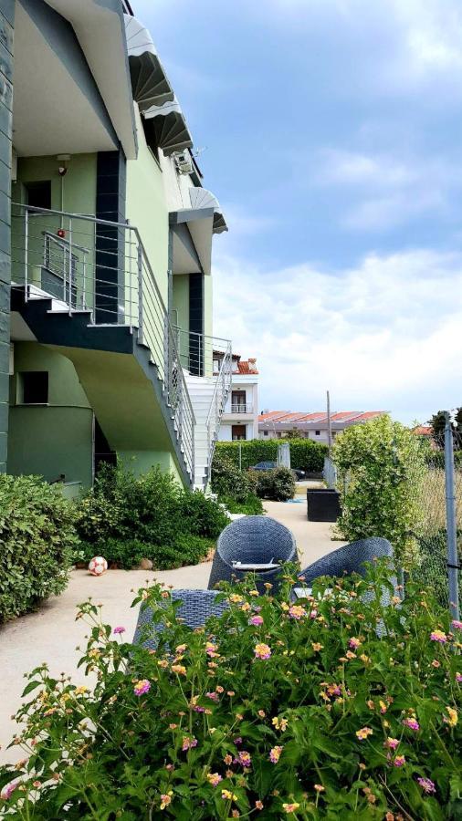 Paramithi Luxury Apartments Nikiti  Ngoại thất bức ảnh