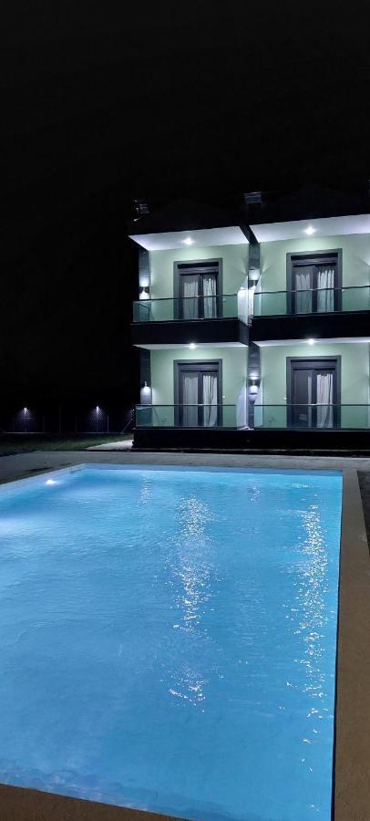 Paramithi Luxury Apartments Nikiti  Ngoại thất bức ảnh