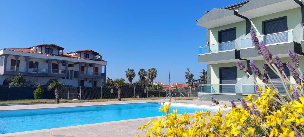 Paramithi Luxury Apartments Nikiti  Ngoại thất bức ảnh