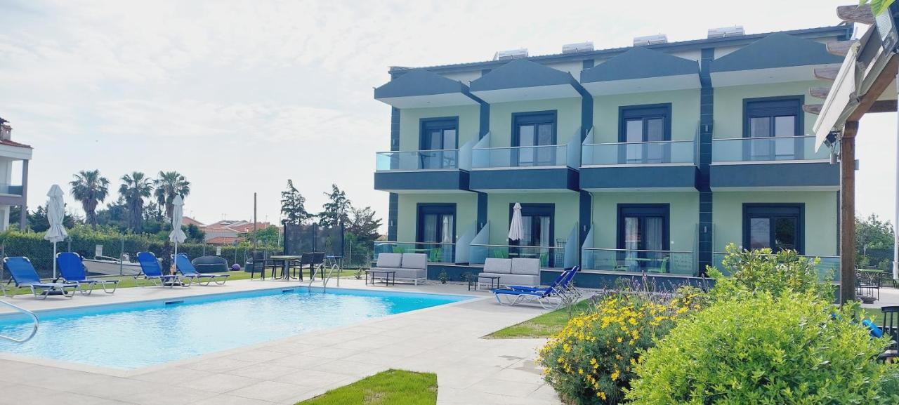 Paramithi Luxury Apartments Nikiti  Ngoại thất bức ảnh