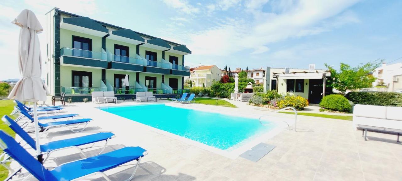 Paramithi Luxury Apartments Nikiti  Ngoại thất bức ảnh