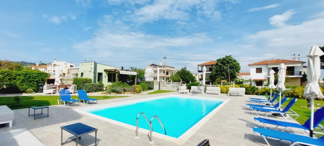 Paramithi Luxury Apartments Nikiti  Ngoại thất bức ảnh