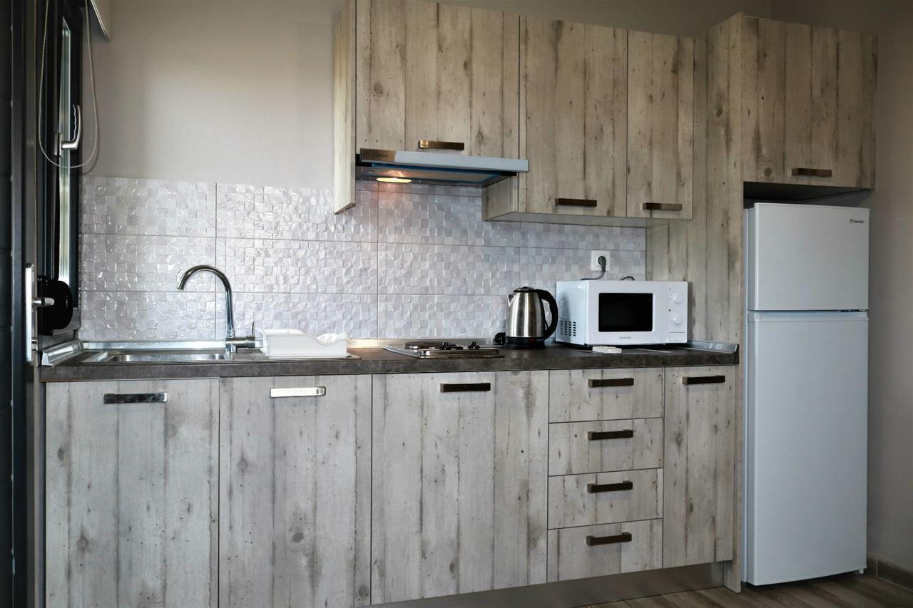 Paramithi Luxury Apartments Nikiti  Ngoại thất bức ảnh