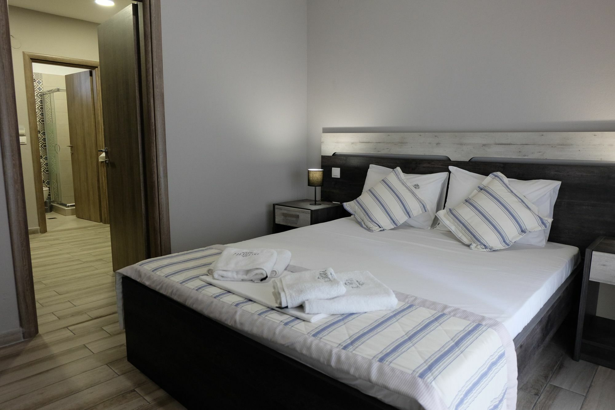 Paramithi Luxury Apartments Nikiti  Ngoại thất bức ảnh
