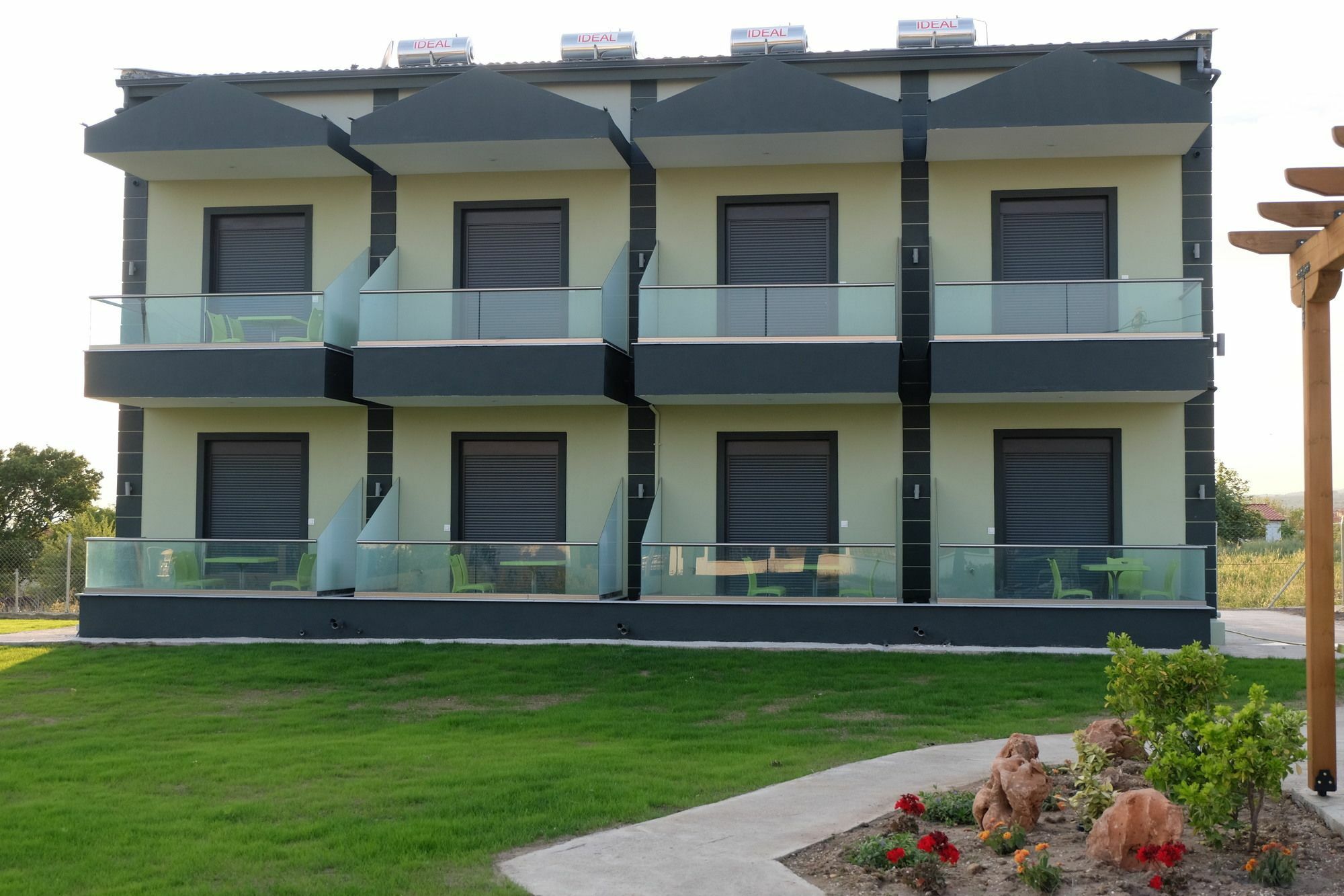 Paramithi Luxury Apartments Nikiti  Ngoại thất bức ảnh